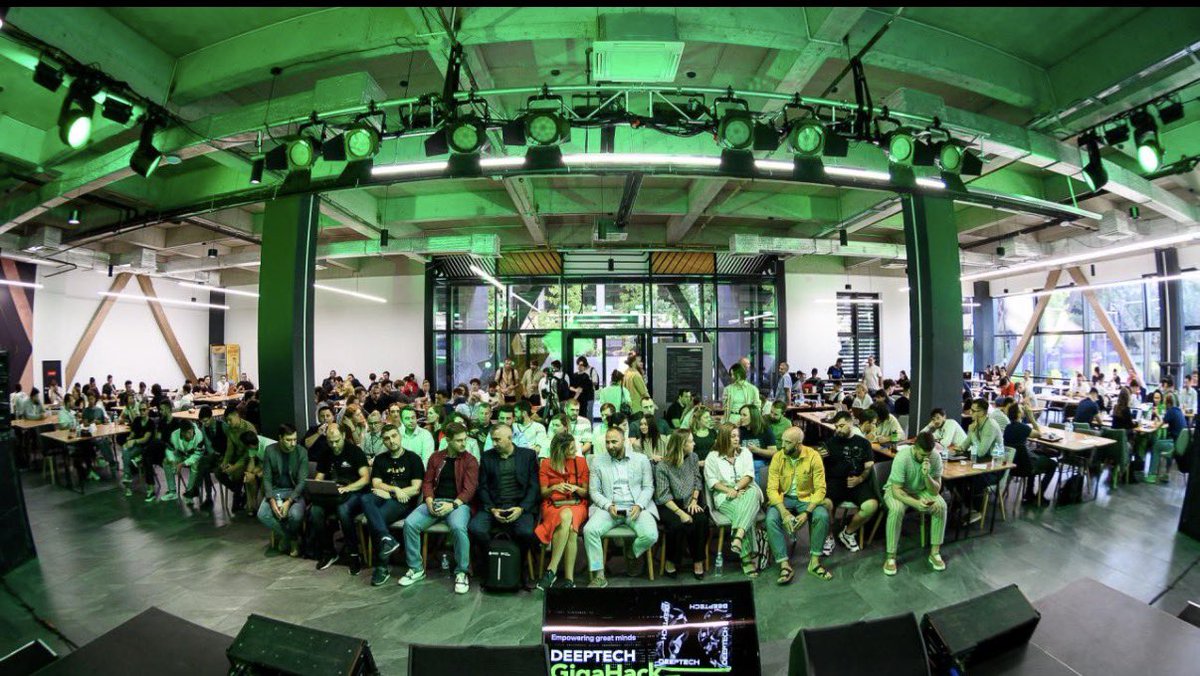 Mariaxfin's tweet photo. La Chișinău are loc Deeptech GigaHack 2026. 💻🚀
Evenimentul se desfășoară în perioada 25–27 septembrie la Tekwill și reunește participanți interesați de tehnologie și proiecte deep-tech. 

🚀 Trei zile dedicate tehnologiei în Chișinău!

#Moldova #Chișinău #Deeptech https://t.co/utzCmvS0lo