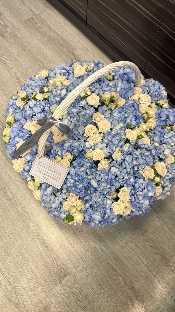 pearloftheluke's tweet photo. thank you whoever sent this? i’m assuming it was @therealmslawyer ? https://t.co/9hy87weGWK