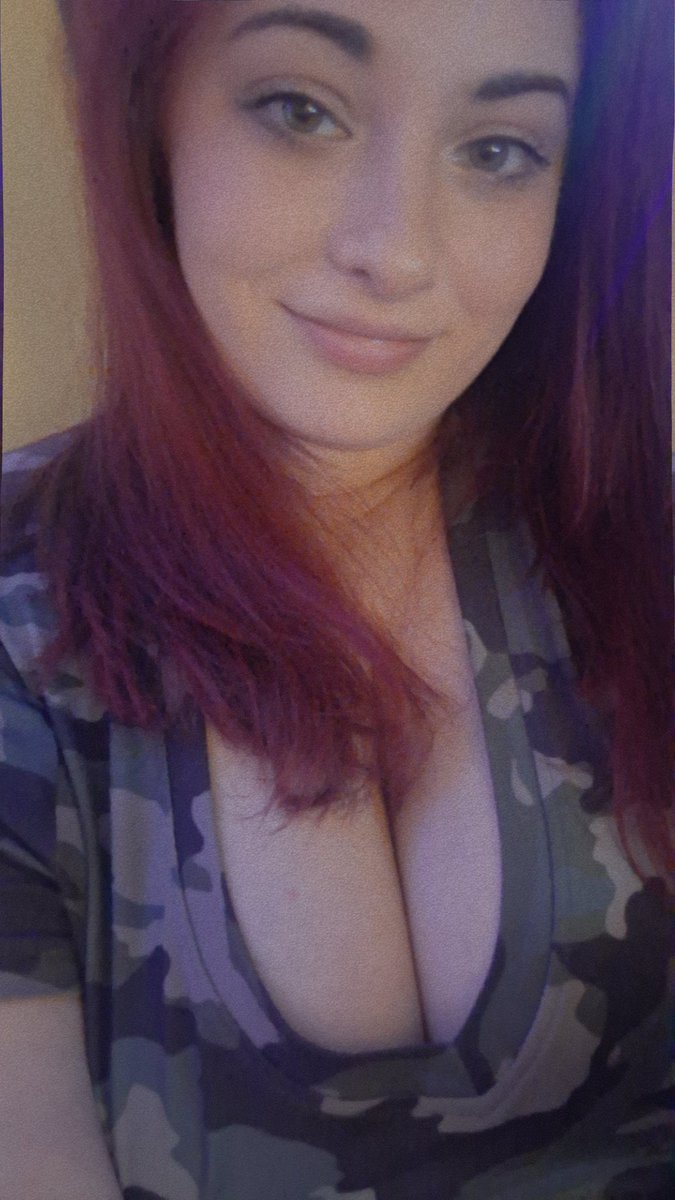 ginnyliz444's tweet photo. Caught myself looking good had to make sure everyone saw it https://t.co/IfaI8nBk5H