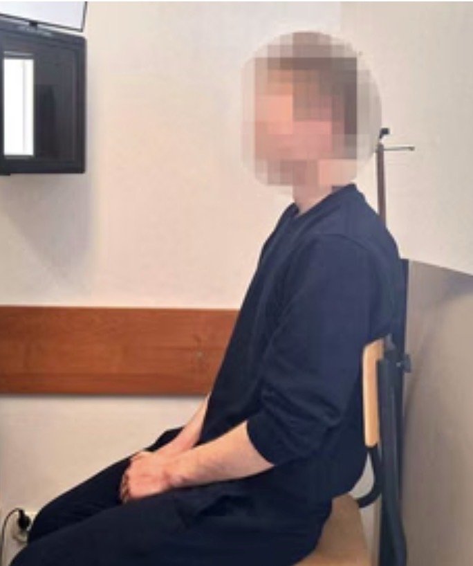 DorotaKania2's tweet photo. Ihor M. , zabójca z Jarosławia, trafił do zakładu psychiatrycznego. W maju 2026  Ukrainiec brutalnie napadł  na 71-letnią zakonnicę na ulicy, zrywając jej krzyż z szyi. Policja szybko go zatrzymała, a powołani biegli psychiatrzy oficjalnie uznali go za całkowicie niepoczytalnego. Zamiast kary więzienia, prokuratura wnioskowała o umieszczenie go w zamkniętym zakładzie psychiatrycznym. Trafił tam, ale sąd w sierpniu umorzył postępowanie i zastosował środek zabezpieczający w postaci leczenia w warunkach ambulatoryjnych