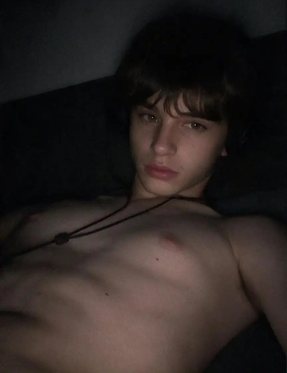 BUCKBOii90's tweet photo. https://t.co/FdQ3ldYL0Z https://t.co/YD1SHixvQj