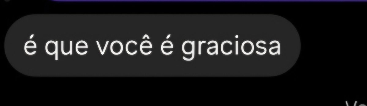 Maryanessilva's tweet photo. até me ver caindo na rua porque não sei andar de salto e ficar com o tornozelo inchado https://t.co/2xC3s2wNrk