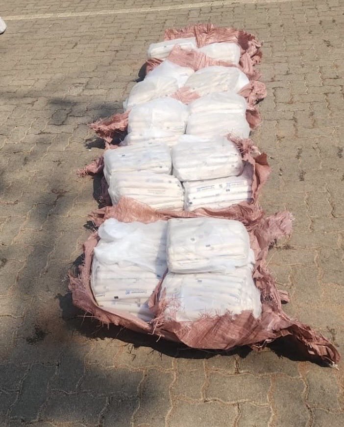 CrimeWatch_RSA's tweet photo. FOREIGN NATIONALS FOUND WITH BLASTING CARTRIDGES |  Two Congolese nationals, aged 23 and 32, have been arrested for unlawful possession of explosives after police seized 1,312 blasting cartridges valued at approximately R131 200 in Nancefield, Musina policing.

The arrests followed information received by police about a brown Suzuki with Gauteng registration numbers
suspected of transporting explosives. Members of SAPS traced and intercepted the vehicle at Musina at approximately 09:55.

Upon searching the vehicle, police discovered a pink 50kg sack containing suspected explosives. The Bomb Technician Unit and the Musina Local Criminal Record Centre (LCRC) were summoned to the scene. The explosives were examined and confirmed to be 1,312 blasting cartridges with an estimated street value of R131 200.

The driver and his passenger were immediately arrested and charged with unlawful possession of explosives. The Musina Directorate for Priority Crime Investigation (DPCI) will conduct further investigations.

The suspects are expected to appear before the Musina Magistrate's Court on Monday, 28 September 2026.