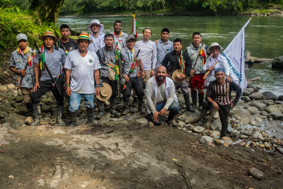 UBPDcolombia's tweet photo. #UBPDPacificoNariñense | Logramos la recuperación de 16 cuerpos en zona rural de Tumaco y Barbacoas. 📌👇🏽

Los datos y referencias de aportantes de informacion, el trabajo articulado con resguardos indigenas; y consejos comunitarios, permitieron encontrar 9 cuerpos en la vereda Miguí y 2 en el Resguardo Indígena El Gran Sábalo, jurisdiccon de Tumaco. Así mismo, se logró la recuperación de 5 cuerpos en el cementerio corregimental de Altaquer, en Barbacoas. 

👣 ▶️ De esta manera avanzamos en la búsqueda de las más de 1.968 personas reportadas como desaparecidas en el Pacífico Nariñense, con el objetivo de aliviar el dolor de quienes buscan y aportar a la sanación de los territorios.
