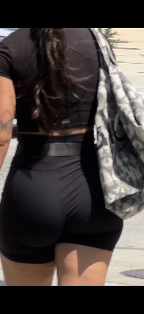 browny44's tweet photo. Juicy white booty 🤤 I was soo hard following behind that fat mf #creepshot #candidass #ass #pyt #hs #pawg #whitebooty #white #bootymeat #whore #fatass #thick #booty https://t.co/03QNB9Xkjj