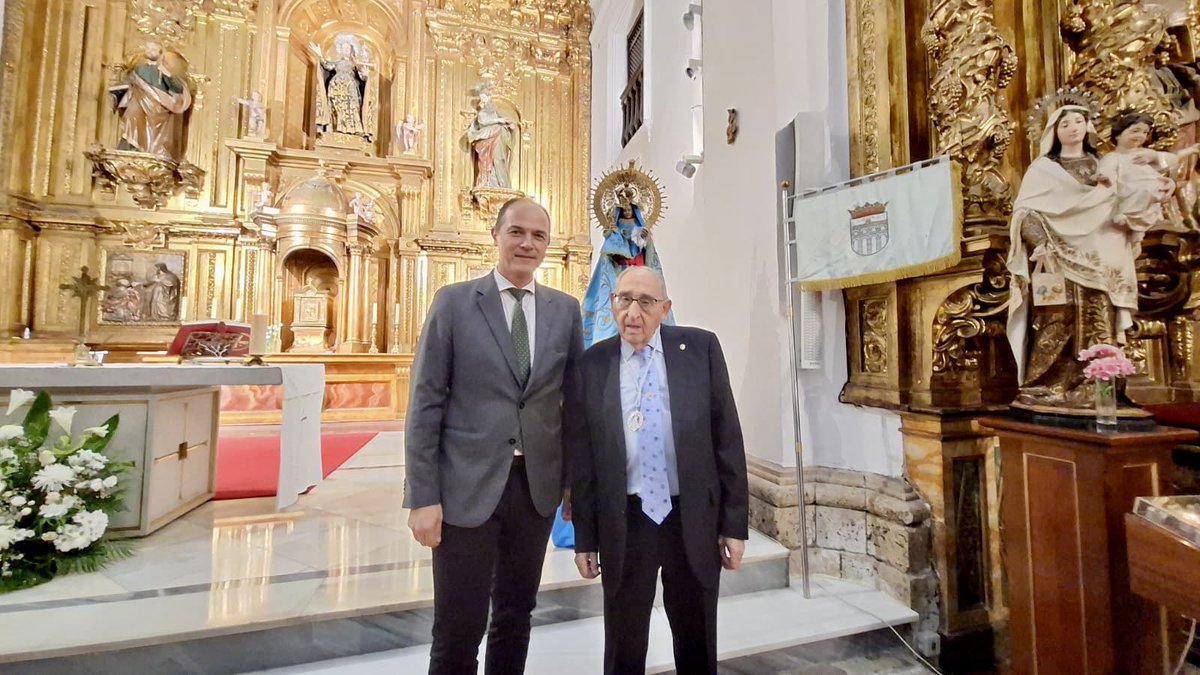 PPAytoVLL's tweet photo. 🔵 El concejal @pellitero ha acompañado hoy a los miembros y amigos de la Casa de Segovia en Valladolid en su tradicional celebración del Día de la Fuencisla, que ha comenzado con una misa en la céntrica iglesia de San Felipe Neri. https://t.co/K6Q6LYSMJf