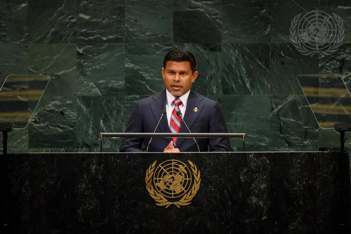 HucenSembe's tweet photo. 🇲🇻🇺🇳
Today, I feel incredibly proud to have had the opportunity to stand before the 81st United Nations General Assembly and speak on behalf of the Maldives. To stand on one of the world’s most important platforms and speak for my country is an honour I will carry with me.

But beyond the honour, I feel the weight of that responsibility. For SIDS like the Maldives, platforms like the UN are vital. They give every State a voice, large or small. With that voice comes a responsibility to speak for our people, to make ourselves heard, and to make our place at the table count.

First Photo: ©️ UN Photo/Loey Felipe