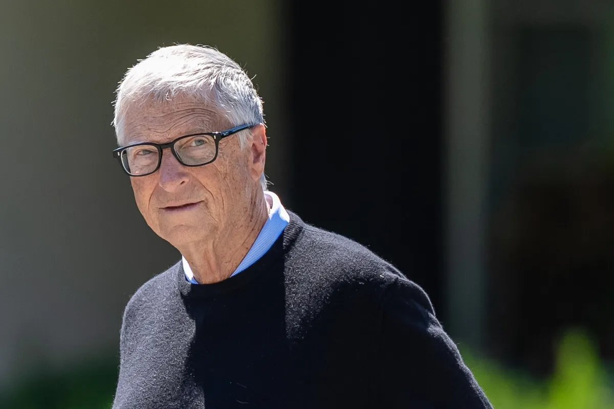 TheByline24's tweet photo. Microsoft co-founder Bill Gates warned that artificial intelligence is a “powerful enough” tool to kill off a substantial portion of humanity.

Source: Bloomberg 

#Billgates #Ai 
#jmconlinemojo #MoJoJamil https://t.co/ytQwyWI2GJ