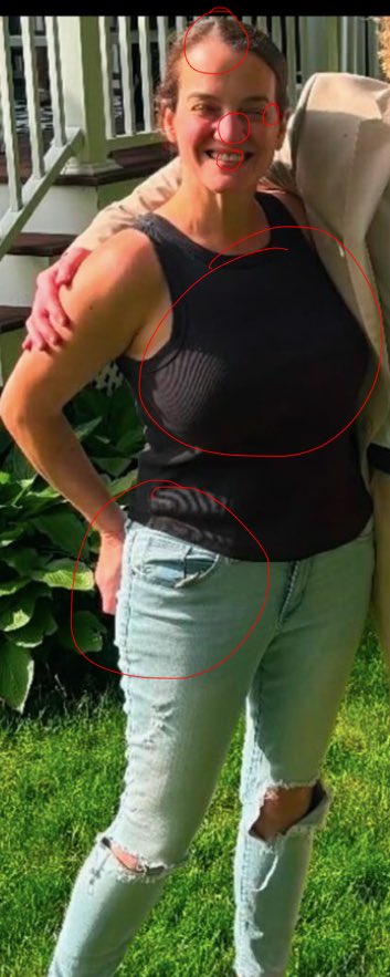 TheOldVJIsDead's tweet photo. @judasmuffin Omg a zoomed in photo! #stillhotter https://t.co/sjrKBKVDIp