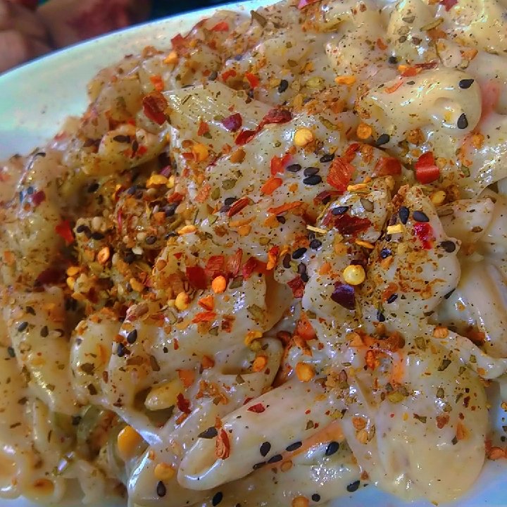 Lavenderlily__'s tweet photo. Eat some white sauce pasta in today's lunch.

Quote a photo of your lunch with it. https://t.co/jtqtaHi5p7