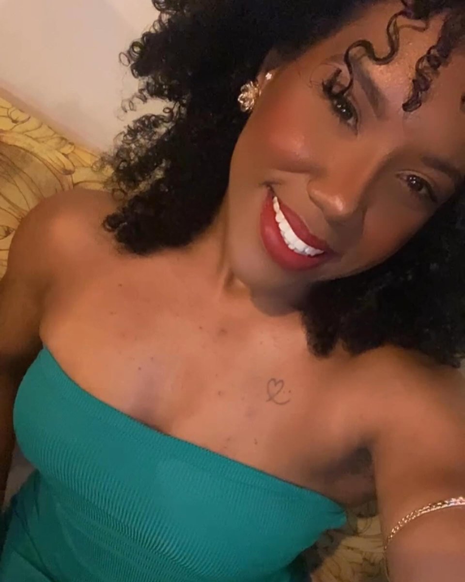 SherleneZexuq's tweet photo. Estou cada dia mais linda. Hoje, em especial. https://t.co/ObcyJ92iQp