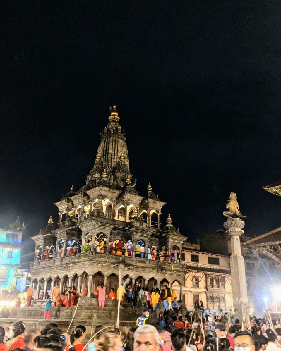 MaynardGryhgx's tweet photo. Patan Durbar Square is a stunning showcase of Newari architecture, ancient temples, and rich cultural heritage in the heart of Lalitpur. https://t.co/qHzrI88qUr
