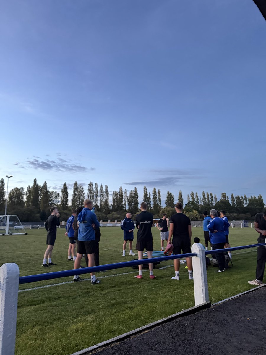 NBFC_Official's tweet photo. The lads putting in the work ahead of tomorrow’s clash with Marske 
United. 🦁💪 https://t.co/dyFicIHbVX