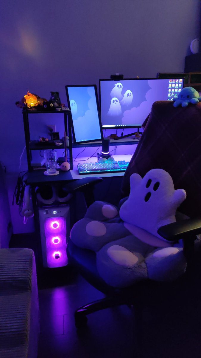 GhostyGuuu's tweet photo. Can you tell I like ghosts? https://t.co/yykaypwyHv