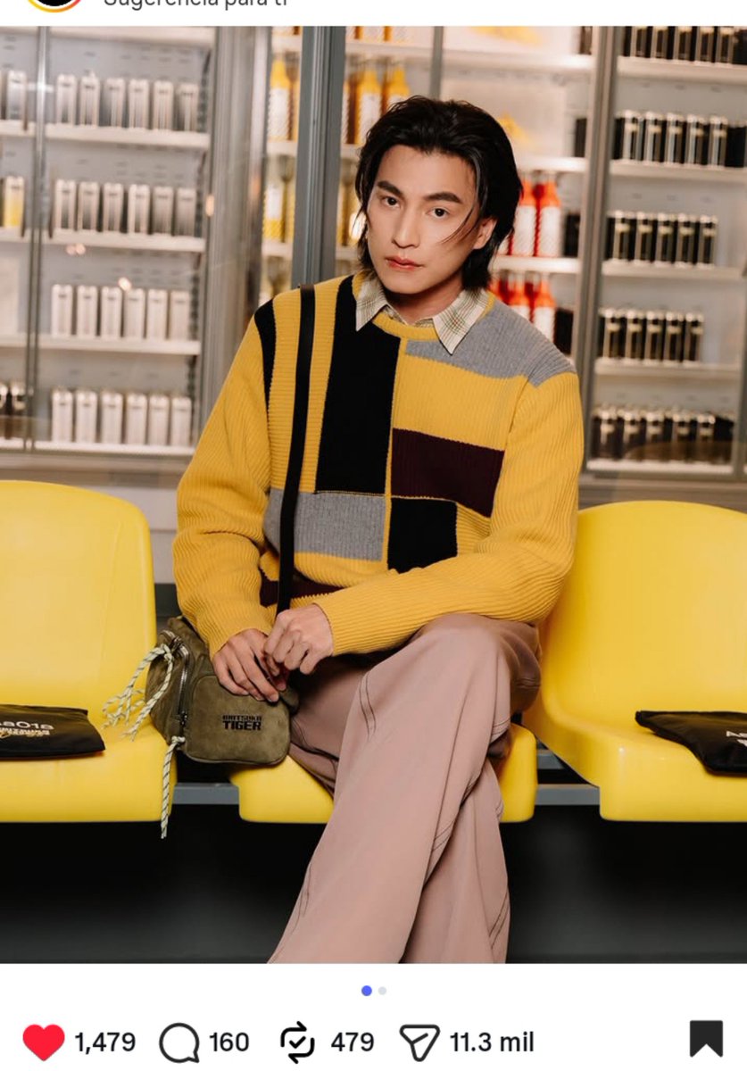 CgRoxi's tweet photo. Ig: onitsukatigerth

Please go like, comment, share and save. 
ONITSUKA TIGER SS27 FEAT GULF
#OnitsukaTigerSS27xGULF
#OnitsukaTigerSS27
#OnitsukaTiger
#GulfKanawut ​
#MFW #MilanFashionWeek 
@gulfkanawut 
@OnitsukaTiger https://t.co/CyxoHqmFI6