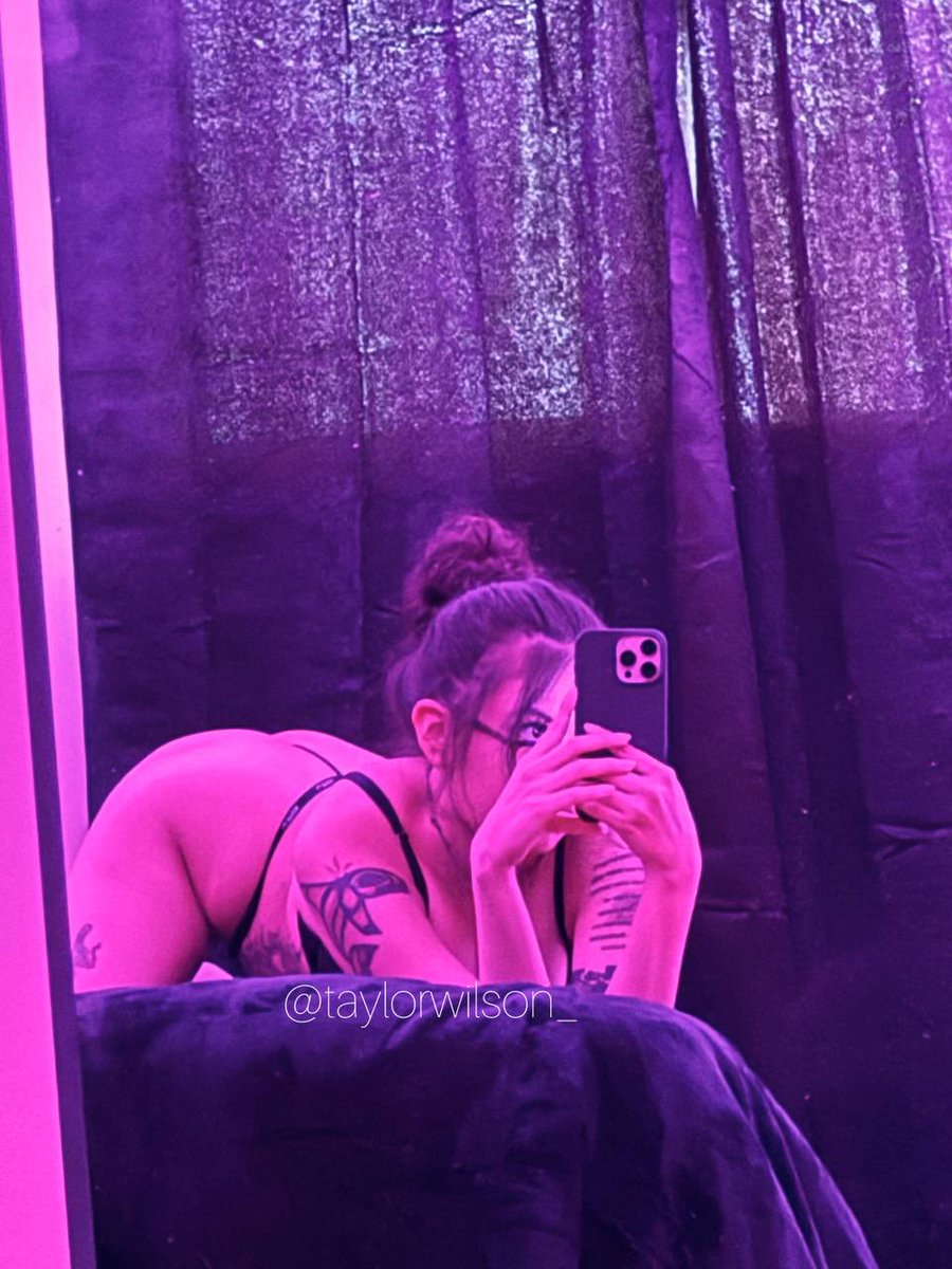 taylorwilson_'s tweet photo. How's my arch? https://t.co/M85AzlCh9m