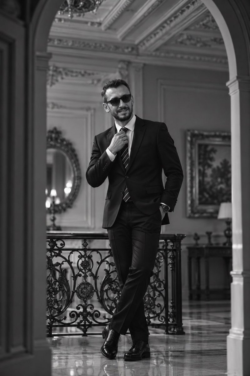 Eralkaya's tweet photo. Aq yapay zekayla bile yakışıklı değilim. Sikerler. https://t.co/1LH7YVawQf
