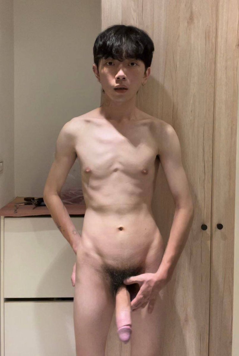 PadillaOne7019's tweet photo. 打飞机一下午都撸软啦，🥰📷来个男朋友到我家做爱有吗？我草你还是你草我都可以，弟弟性欲太强了好想释放，📷有哥哥满足吗 https://t.co/AoWZi7YnnV