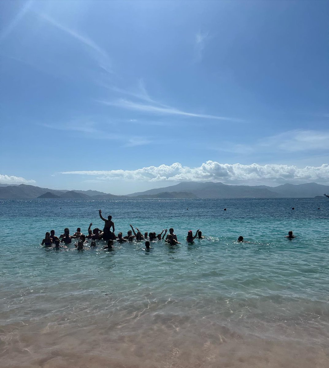 MeridethMazd's tweet photo. Komodo dream. https://t.co/t9xncZvsIu