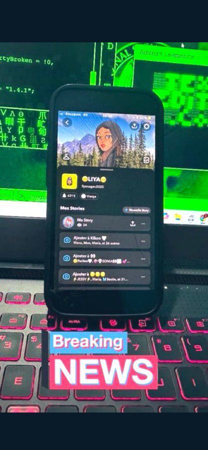 _lollipop's tweet photo. Dm to hack Snapchat accounts
#snaphack #snapchat #minichat #teenageee https://t.co/8O3JtI9CPq