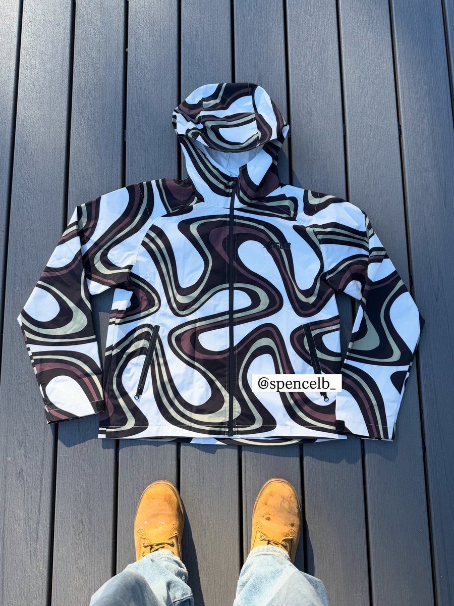 spxncerlb's tweet photo. Cool jackets I made ⚽️ https://t.co/dwlD1y0lw1