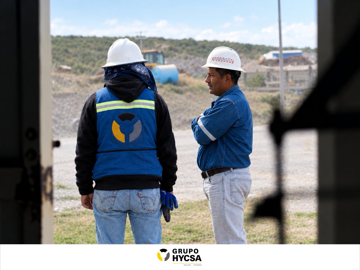 GrupoHycsa's tweet photo. En @grupohycsa, la experiencia de nuestra gente se refleja en cada etapa de obra. Supervisión, coordinación y conocimiento técnico nos permiten enfrentar cada reto y avanzar con calidad.

#ConstruyendoRetos
#GrupoHYCSA
#CALCO
#CYDSSA https://t.co/H20uZwrgMI