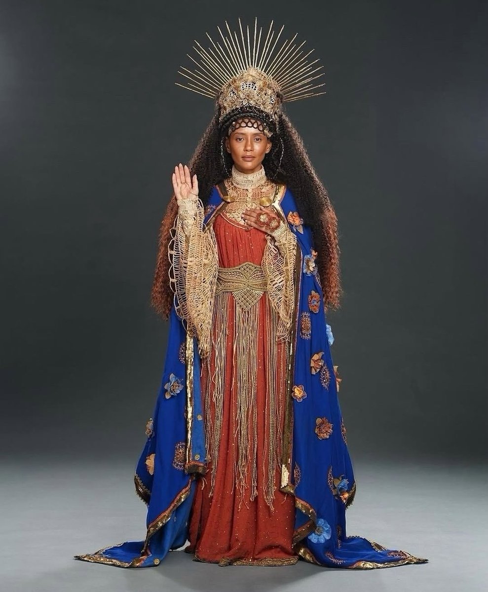 brendasafra's tweet photo. esse vai ser o meu look no dia 4 de outubro pra votar https://t.co/iHwU0pFy0Q