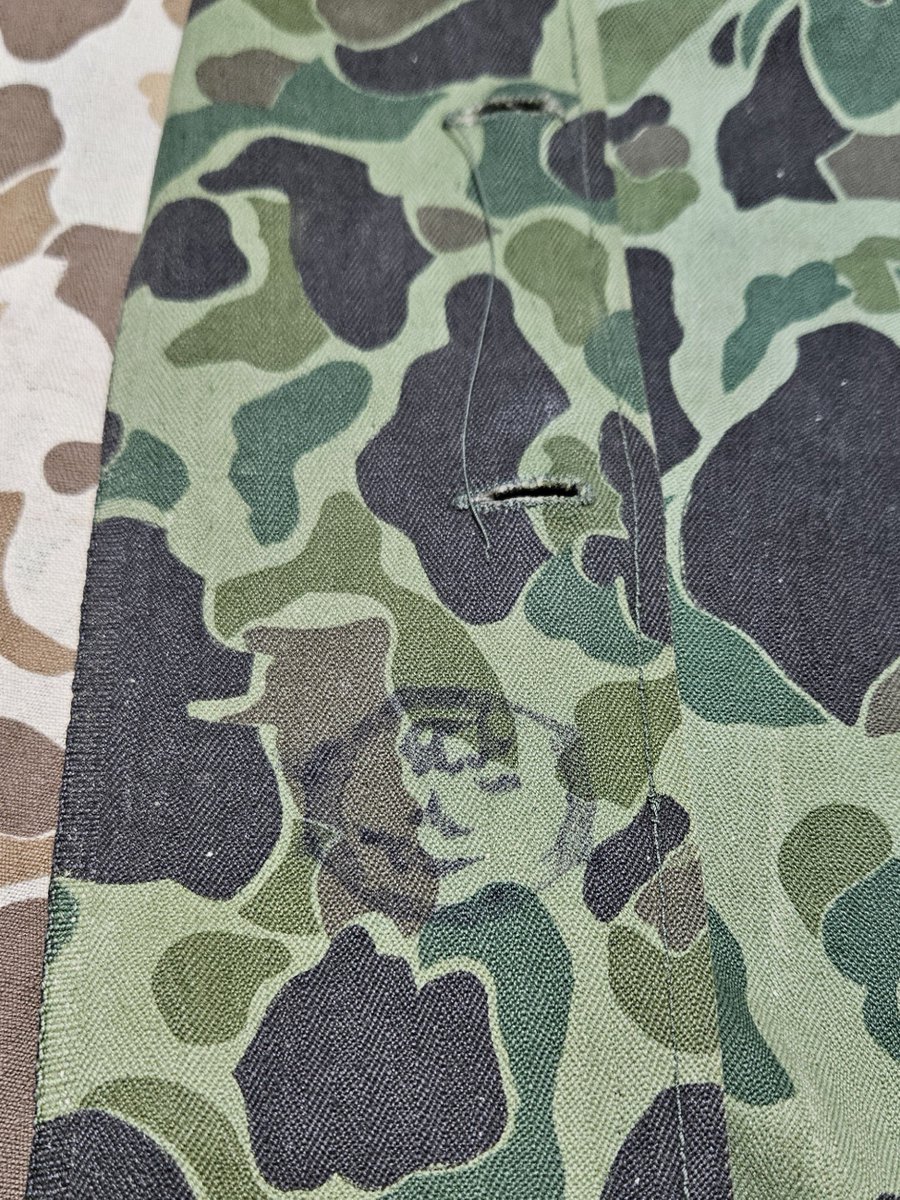 CnK2021's tweet photo. 1960s ROK Army HBT Frogskin Camouflaged Shirts 
60년대 육군 HBT 덕헌터 위장복 상의 https://t.co/JlqEeaqxYr