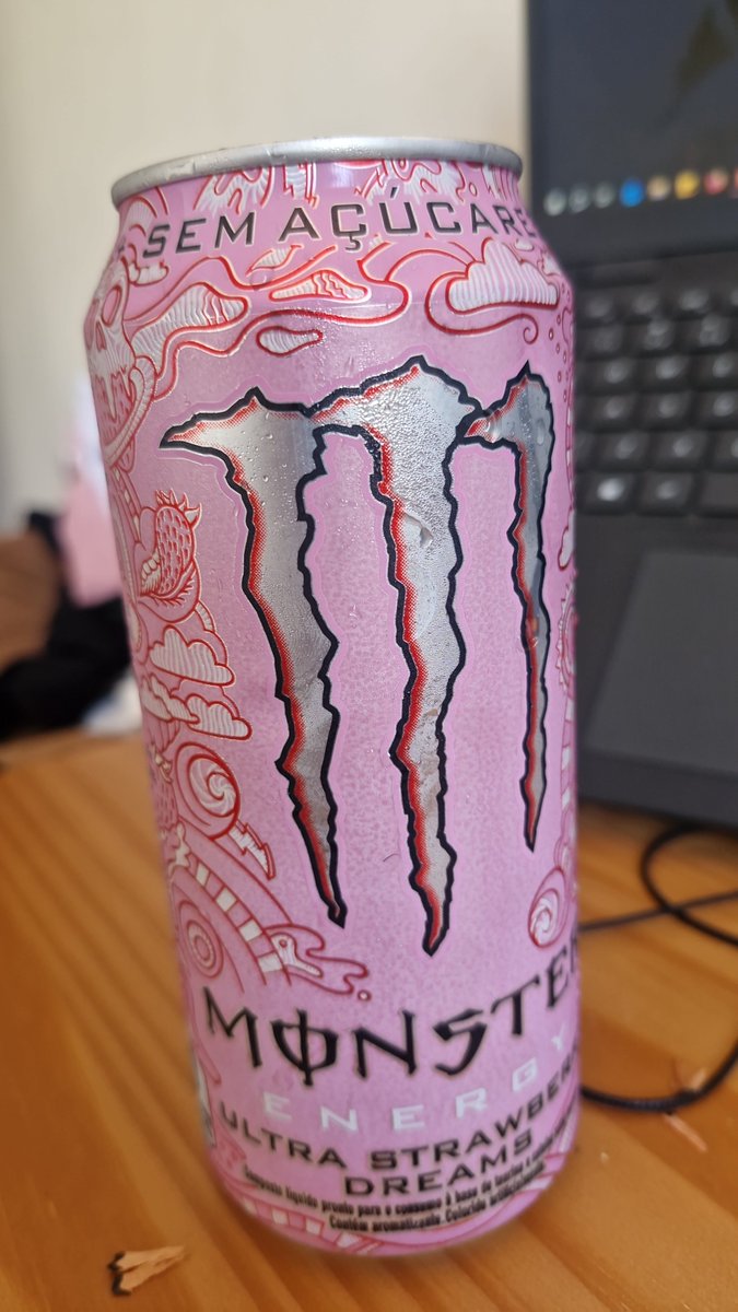 erryune's tweet photo. eu quando compro meu monster rosa e jogo de nami https://t.co/iFk5vGe2HV