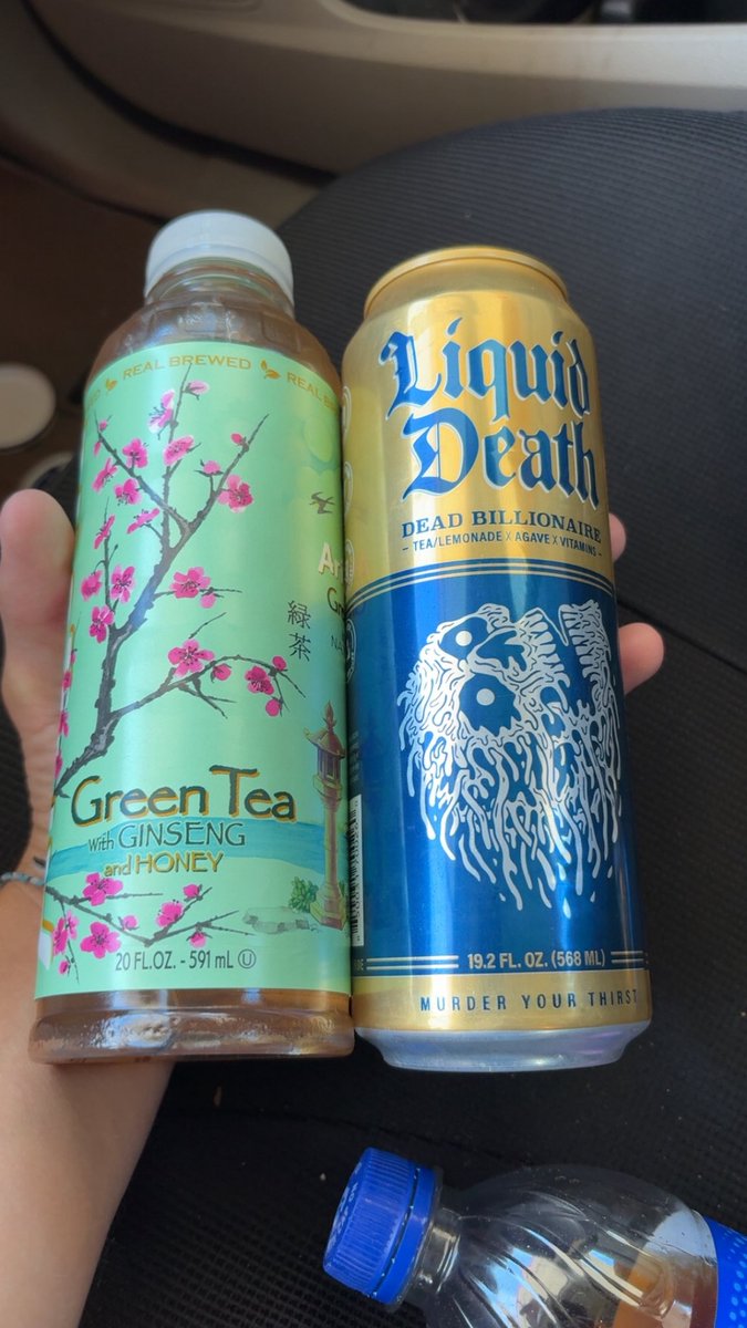 GravesInCLE's tweet photo. If not for Fat Files by @Fat_Electrician I probably wouldn’t ever buy either of these things, and I’ve never even tried Liquid Death, but I figured why not give it a chance and grab an Arizona tea because after that video I’ll never not support that business again. https://t.co/JwZwwHK0Zx