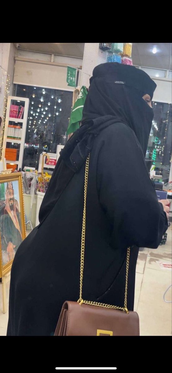 Samlgv8's tweet photo. بدوي تعال ابيك🍑🔥🔥 https://t.co/WmlbYYHcRr