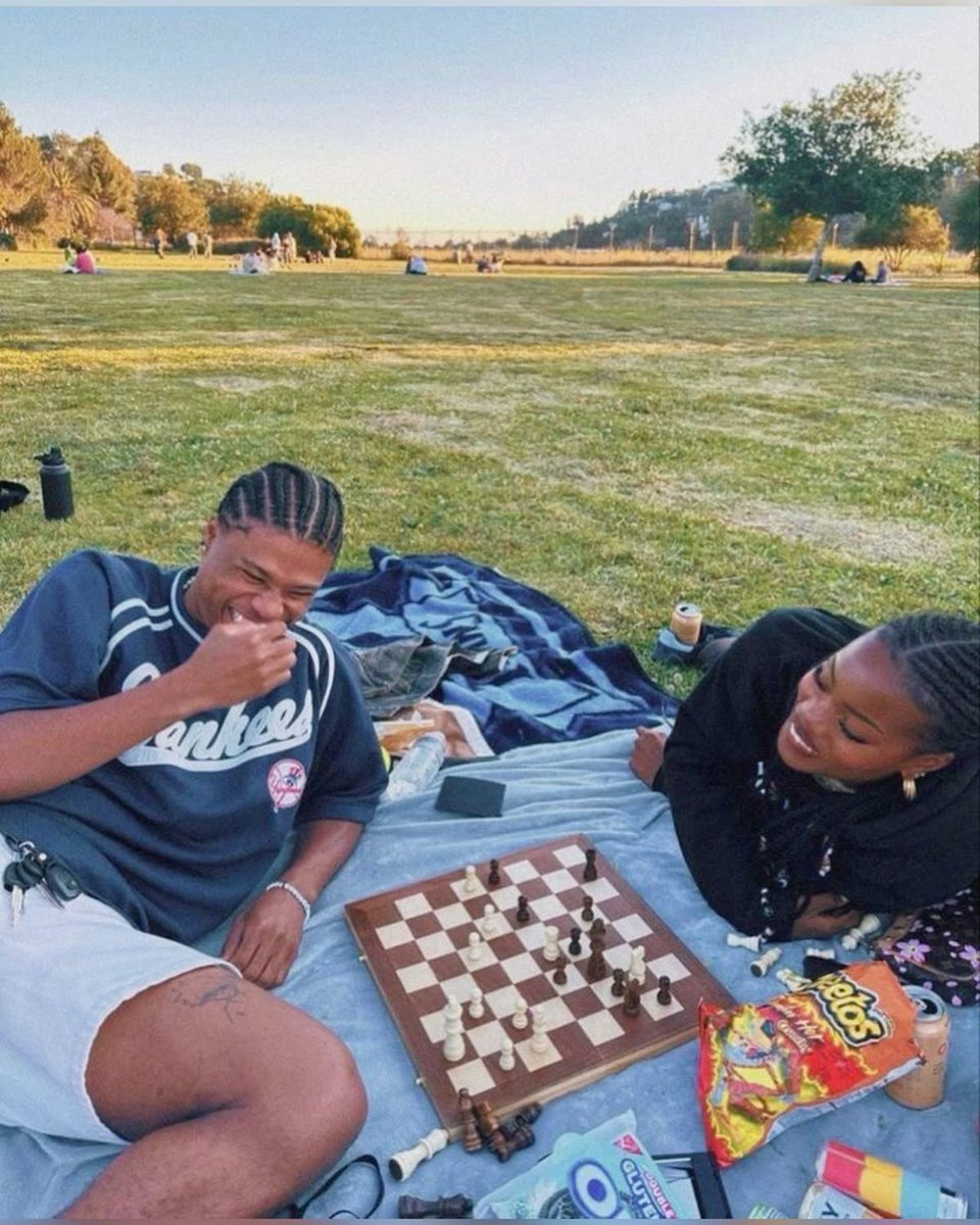 JustCasper_2's tweet photo. Chess date is something to try on🥹✨ https://t.co/5LYBBbt4nb