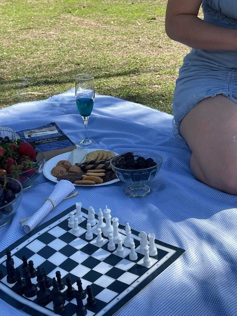 JustCasper_2's tweet photo. Chess date is something to try on🥹✨ https://t.co/5LYBBbt4nb