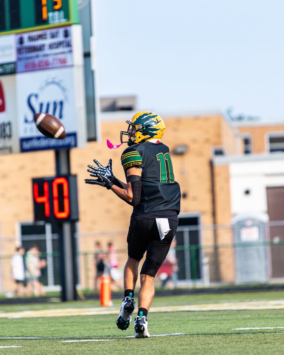 RayRayCamp11's tweet photo. Back on the Gridiron tonight with my brothers! Been locked down all season on Defense! No Fly Zone! Zero TDs allowed to date! Come check me out tonight against Findlay.

Is it the Cleats @DeionSanders? 

@JoeNemith3 @PrepRedzoneOH @OhiosElite1 @ODUFootball @DeionSanders @CHS_EaglesFB