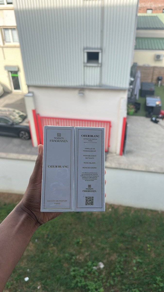 AliMamar4's tweet photo. Salam à tous, 
Voici ici les dernières dispos 👌🏾✨
Vous aurez en bas ⬇️ la pyramide olfactive. 
👻Maisonoury👻 ou dm pour + d’infos https://t.co/zhC3pgws2n