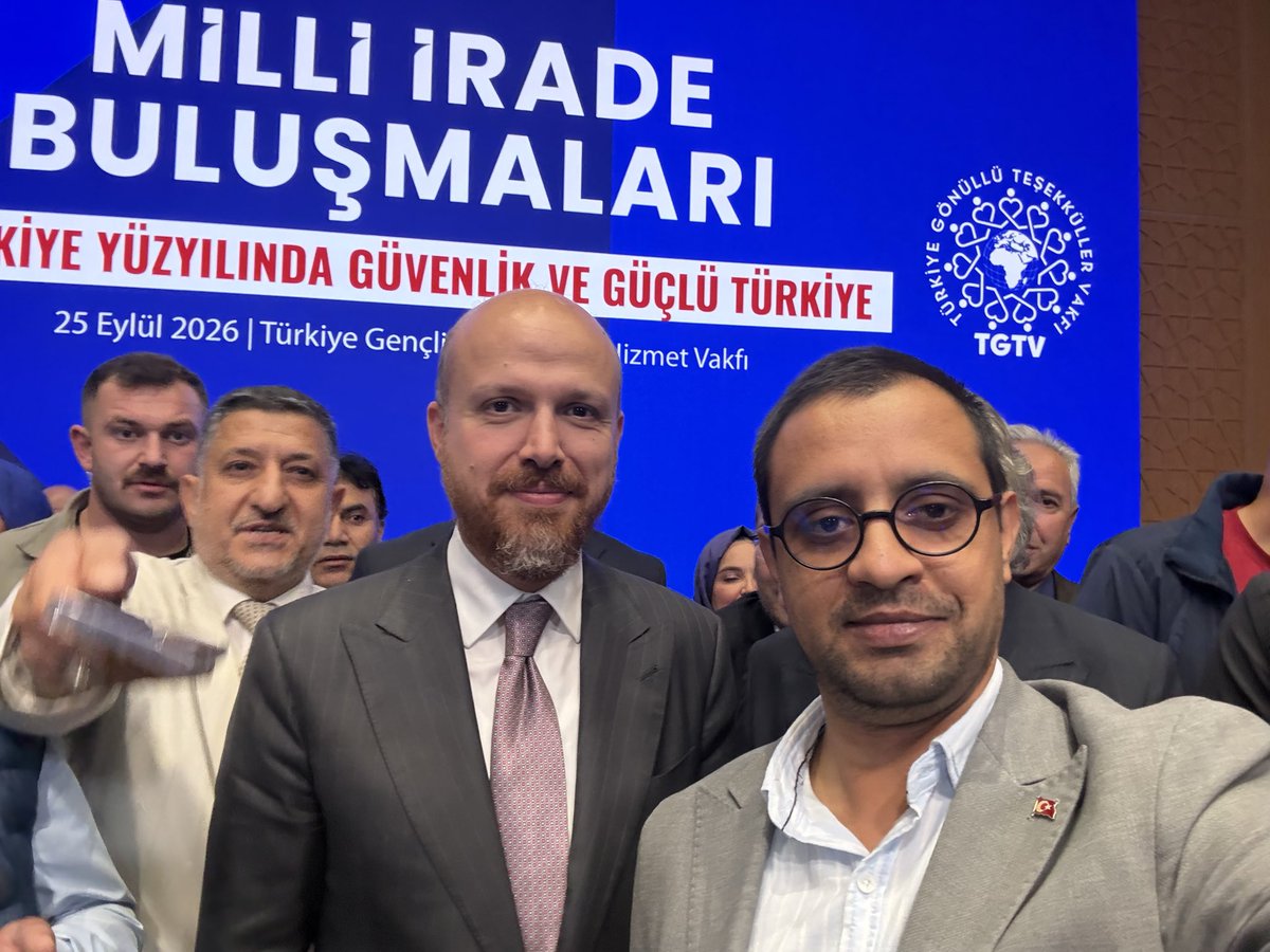 GenimAlper's tweet photo. İçişleri Bakanımız Sayın Mustafa Çiftçi'nin teşrifleriyle “Türkiye Yüzyılında Güvenlik ve Güçlü Türkiye”Konulu
Buluşmamızı TÜRGEV'de misafir eden Necmettin Bilal Erdoğan Beyefendi'ye,destekleri için İstanbul Valimiz Sayın Davut Gül'e Milli İrade Platformu'na teşekkür ederim. https://t.co/xCg3v0IT3x