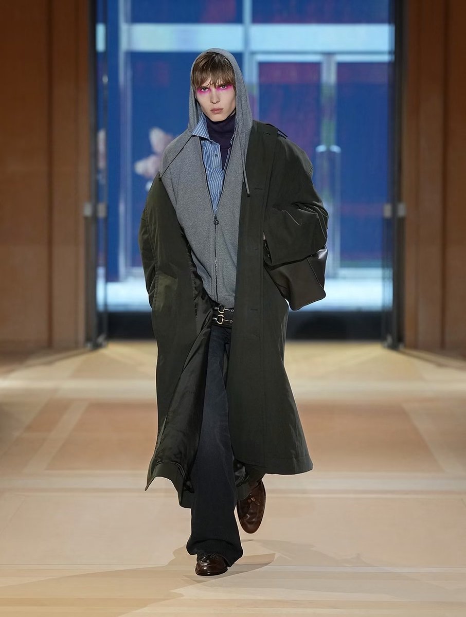 gregor_estevan's tweet photo. GUCCI THE STORE SHOW BY DEMNA https://t.co/fMvs5sFEXl