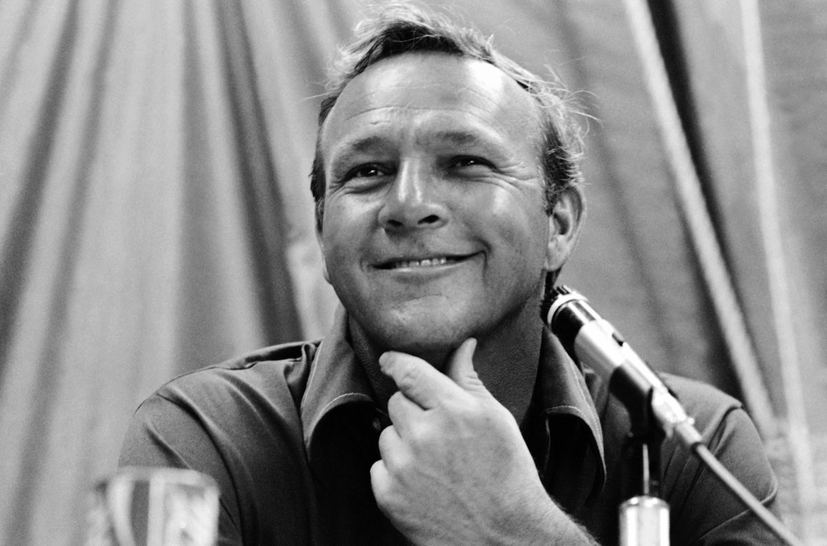 ArnoldPalmer's tweet photo. Continuing to inspire us, every day. ⛱️ https://t.co/bNFHUVXnZN