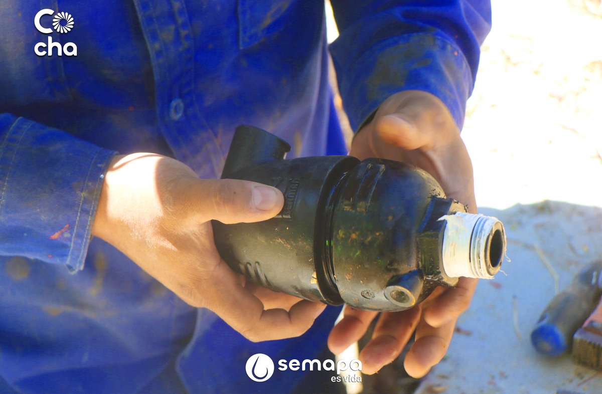 SemapaBo's tweet photo. 🚧MANTENIMIENTO DISTRIBUCIÓN - AGUA POTABLE 💧
#Semapa procede con trabajos de mantenimiento de purgas instaladas en la red de agua, esto para mejorar la presión y fluidez de la distribución.
📌Dirección: Urbanización Mirador
Trabajamos por ti💦 https://t.co/rv7InHE6pY
