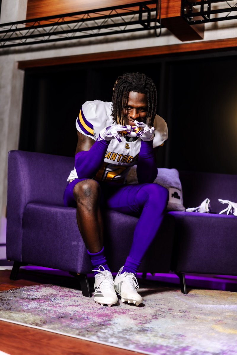 pvamufb_'s tweet photo. WE HEARD YOU… SO WE’LL SEE Y’ALL AT THE STATE FAIR CLASSIC! 🗣️🐾💜

PVAMU 🆚 GRAMBLING
⏰ 6 PM | SEPT. 26
📺 ESPN+

#FTF | #DOG | #PVAMUFootball | #Statefairclassic https://t.co/4l51sg4RJt