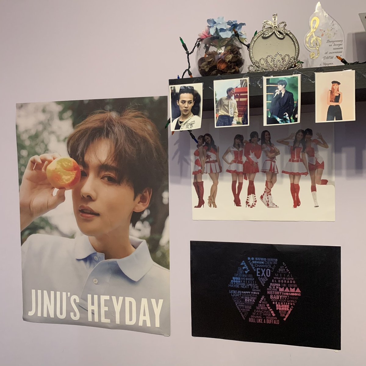 2vernhollis's tweet photo. happy birthday jinu!! fun fact ‘call anytime’ was my first physical copy of a kpop album that i ever bought and i still love how beautiful and unique that album is 

so stream call anytime and #jinusolo2026 or whatever and #Chapter35WithKimJinwoo https://t.co/mZoK4Iuqjz