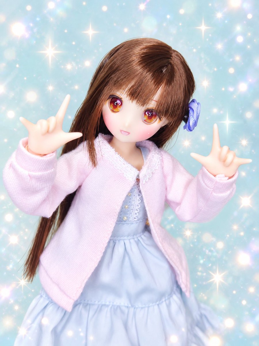 izayoi_dools's tweet photo. #おはドル #アゾカツ
おはようございます😄
本日は土曜日、キラッキランランな休日……ではなく、土曜出勤でした😭

本日の挨拶ガールは坂下櫻ちゃんでした。 https://t.co/pRt5VJ5I84