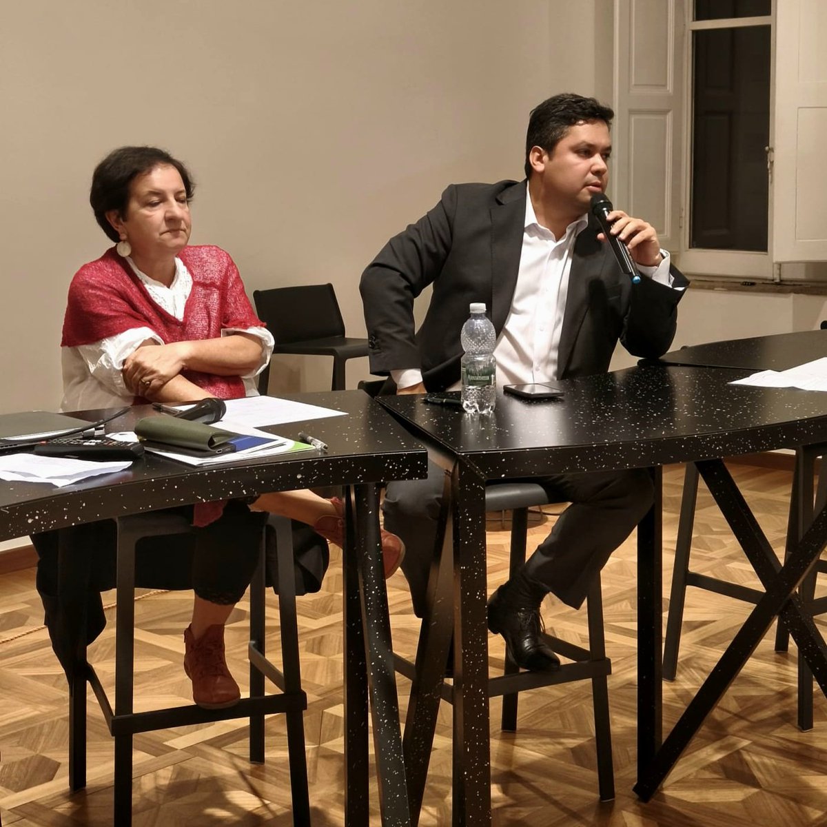 jorgecepero's tweet photo. La Fiesta de los Pueblos, en Catanzaro, fue escenario de un panel en el que denunciamos el sufrimiento y las graves consecuencias de la política deliberada de actual administración EEUU vs #Cuba, que constituye un acto de genocidio y un castigo colectivo contra el pueblo 🇨🇺.

1/2 https://t.co/DROUz5K7At