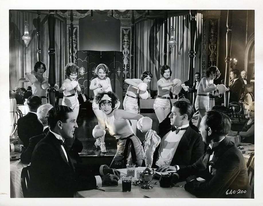 oldpicshistory's tweet photo. Clara Bow shines as Rosie O'Reilly in the silent romantic comedy "Rough House Rosie" (Paramount Pictures), circa 1927. A true classic! 🎬✨

#ClaraBow #SilentFilm #hollywood #picsinhistory #coolpics https://t.co/tzyt3N4IZC