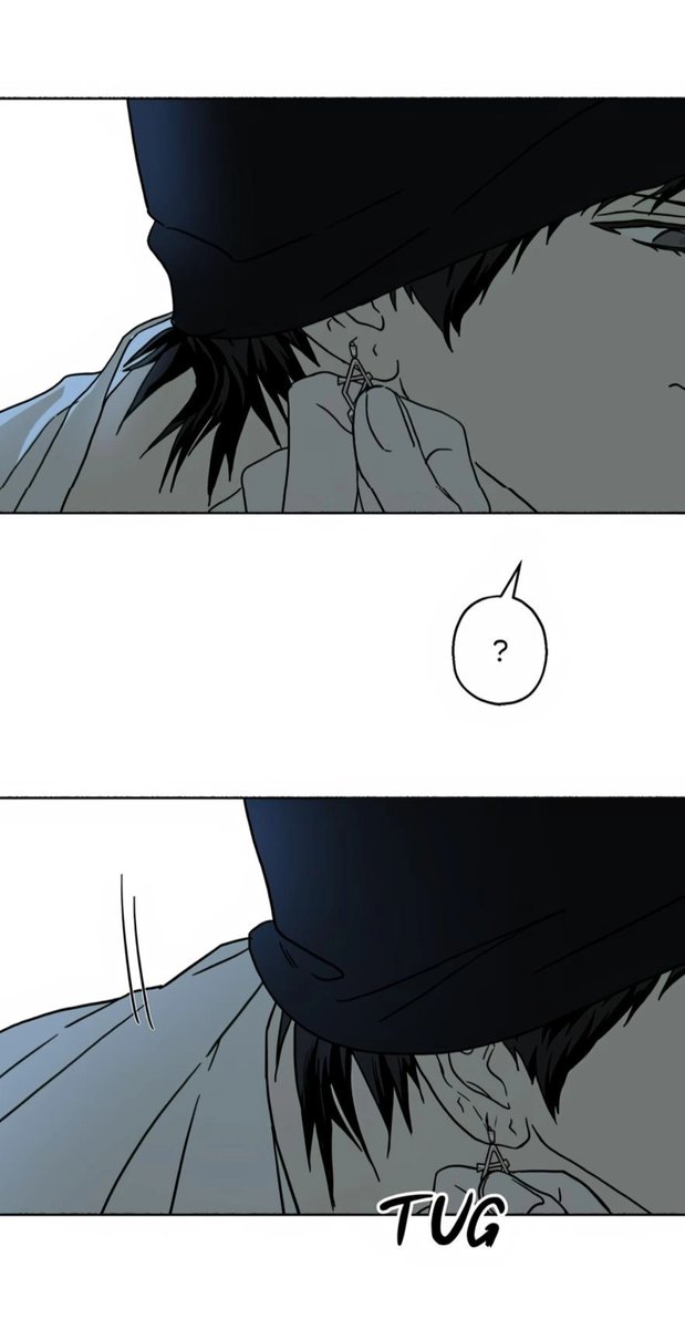 actually_heyu's tweet photo. THE BOTTOM PULLING THE TOP INTO A KISS BY HIS EARRING?!! I'M SWOONING?!! https://t.co/VfW4jK3wtt