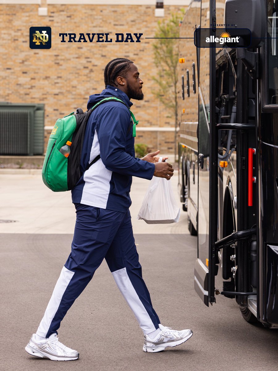 NDFootball's tweet photo. South Bend ➡️ West Lafayette

#GoIrish☘️ | @Allegiant https://t.co/tSNV9PqFVm