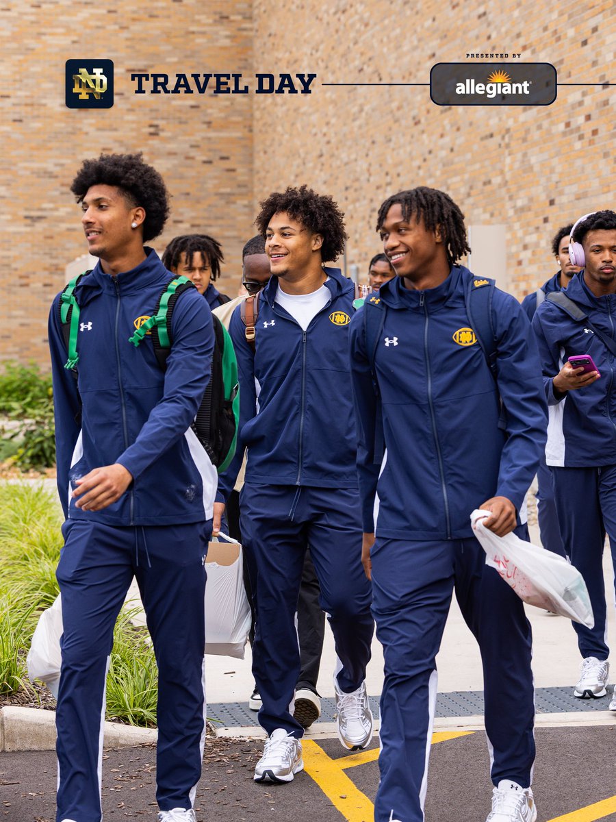 NDFootball's tweet photo. South Bend ➡️ West Lafayette

#GoIrish☘️ | @Allegiant https://t.co/tSNV9PqFVm