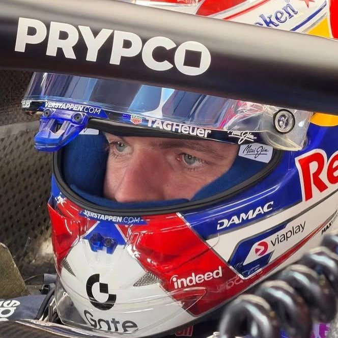 versainzcorner's tweet photo. daily dose of versainz 💙 

our boys start from p8 and p14 today. may everything be in their favour. 💪🏻 https://t.co/ZP2Ae9MQoI