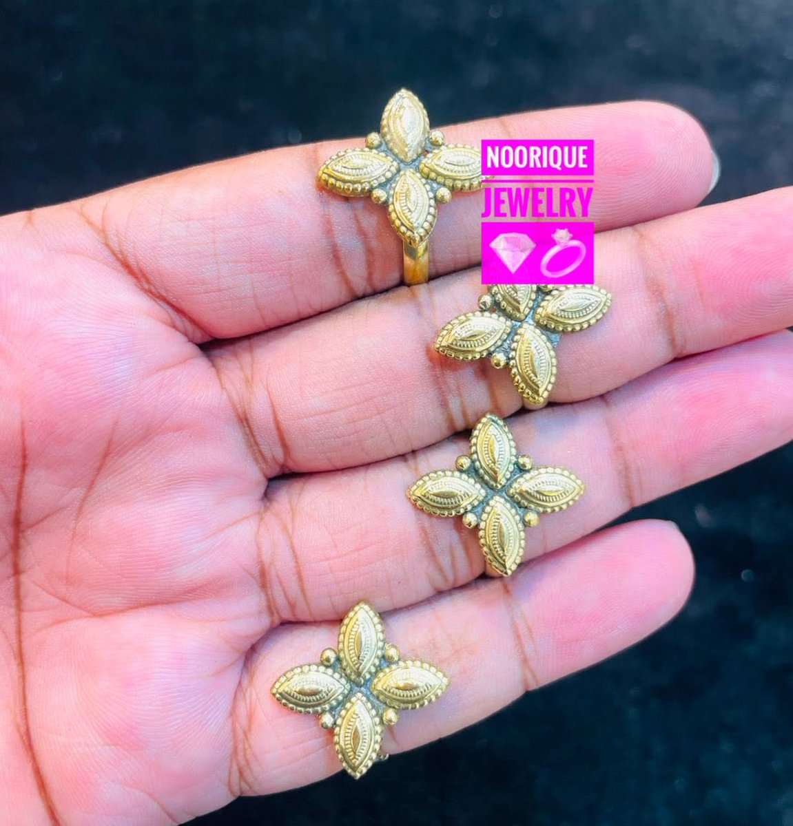 CorrinTheodorov's tweet photo. পূজার সাজে যোগ হোক বাড়তি ঝলক! Puja Special Ring Collection থেকে পছন্দের আংটি অর্ডার করতে এখনই ইনবক্স করুন। https://t.co/4V52hPymy8