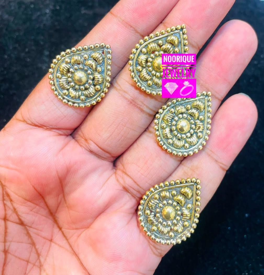 CorrinTheodorov's tweet photo. পূজার সাজে যোগ হোক বাড়তি ঝলক! Puja Special Ring Collection থেকে পছন্দের আংটি অর্ডার করতে এখনই ইনবক্স করুন। https://t.co/4V52hPymy8